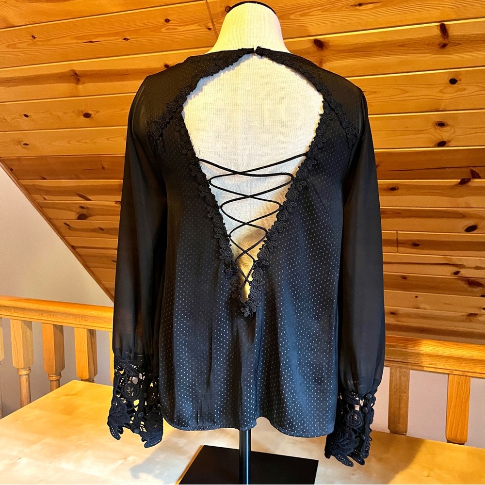 Gimmicks by BKE Satin Chiffon Sexy Laced-Up Open Back Black Blouse Size M